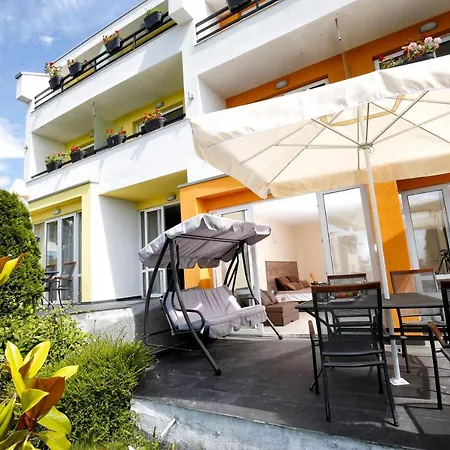 Hotel Stayinn Rainbow Beachfront By Asteri Sluneční pobřeží