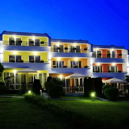Stayinn Rainbow Beachfront By Asteri 酒店 *