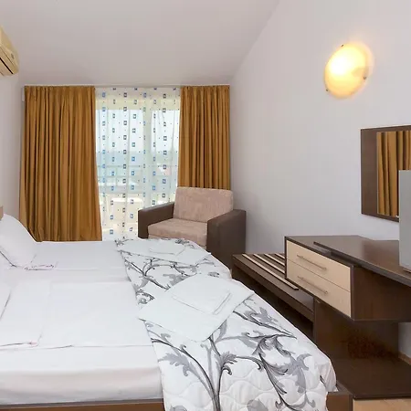 Stayinn Rainbow Beachfront By Asteri * ساني بيتش